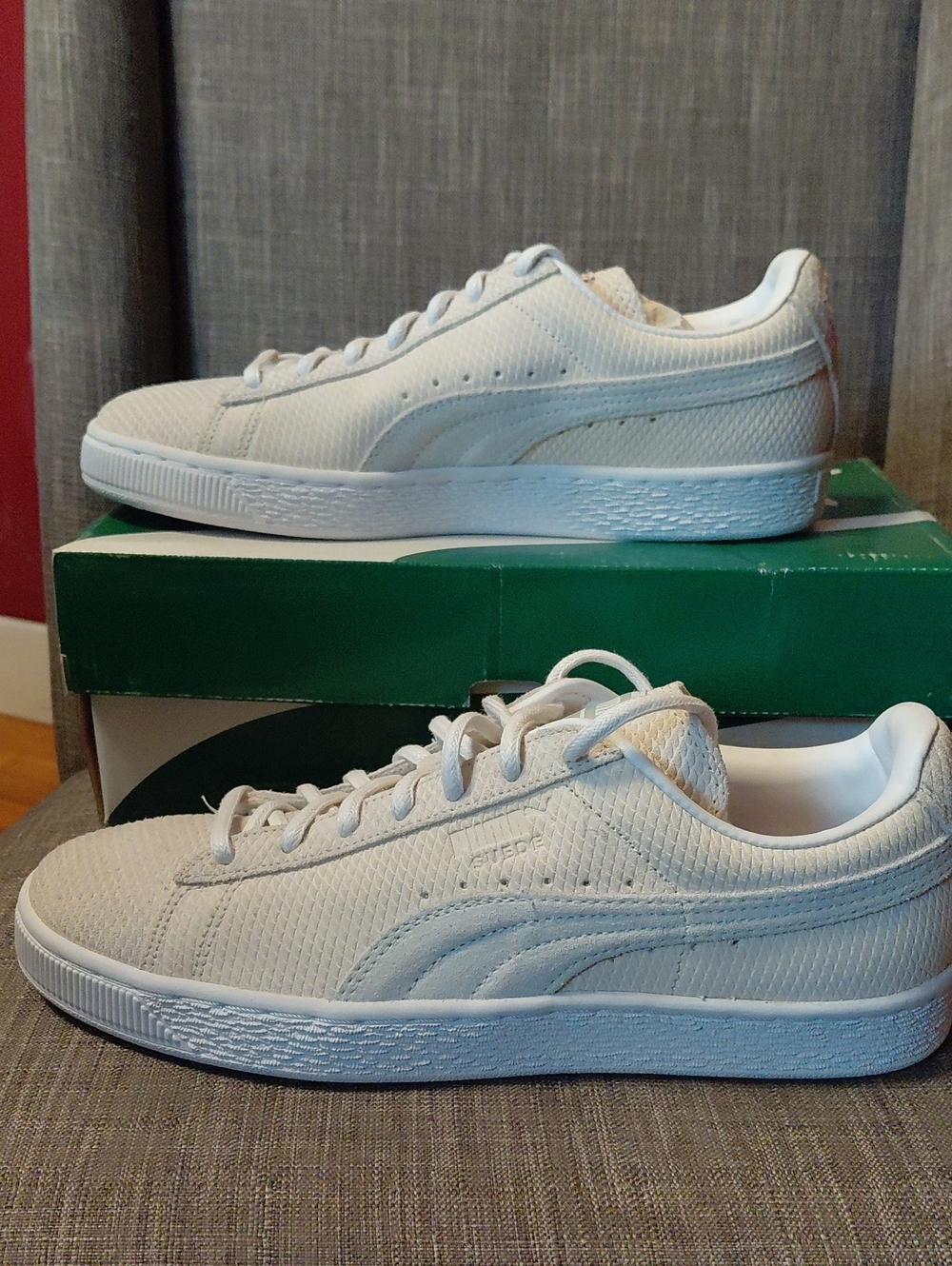 Puma Low-Top Sneakers in Off-White